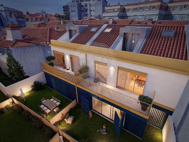 Moradia T2 de luxo à venda em Oeiras e São Julião da Barra, Paço de Arcos e Caxias, Oeiras RE/MAX Portugal