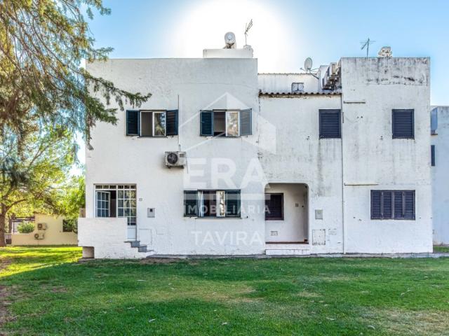 Moradia T2 de 2 andares mais terraço, inserida no Empreendimento Pedras da Rainha, em Cabanas de Tavira
