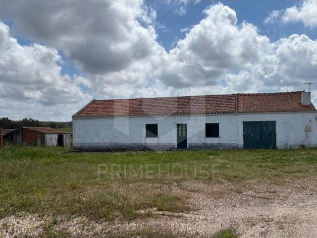 Moradia T2 em Maria Vinagre Algarve