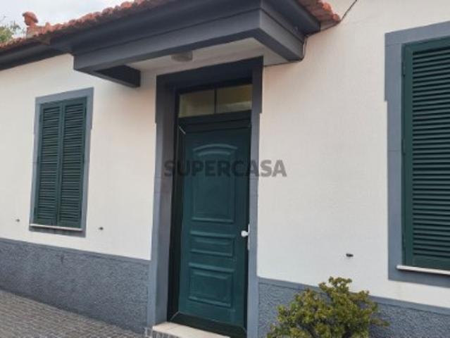 Moradia T2 em Monte