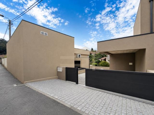 Moradia T2 em Mouquim, Vila Nova de Famalicão
