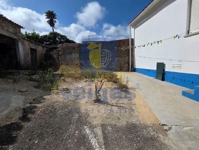 Moradia T2 em Olho Marinho, Óbidos