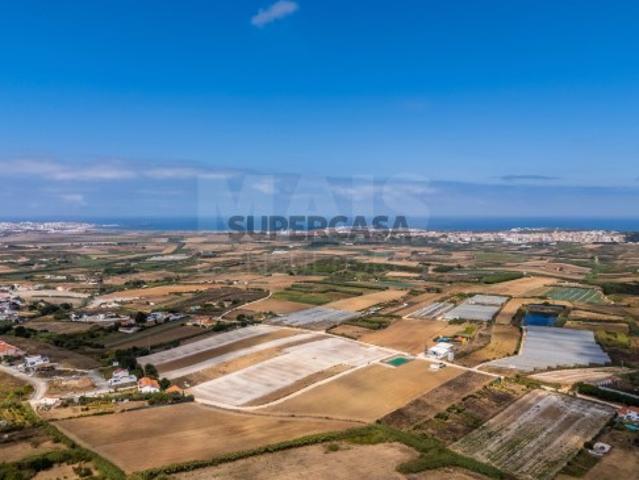 Moradia T2 em Atouguia da Baleia