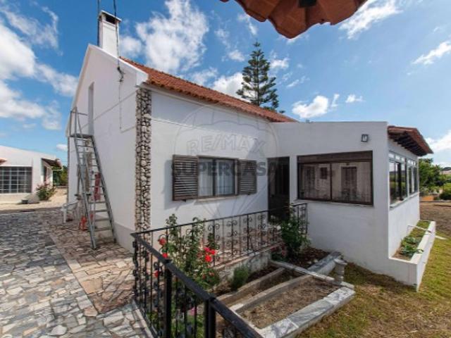 Moradia T2 em Alenquer Santo Estêvão e Triana