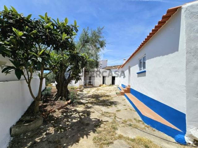 Moradia T2 em Almodôvar