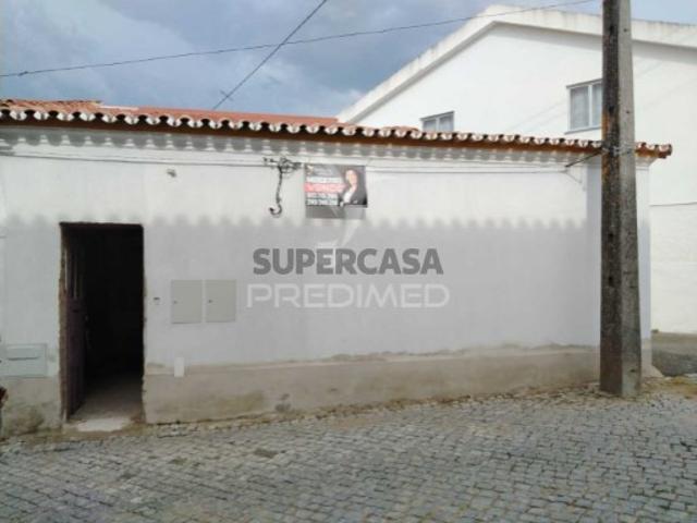 Moradia T2 em Alpalhão