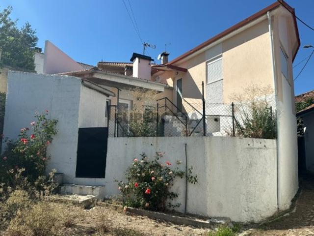 Moradia T2 em Alvelos, Lamego