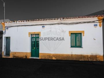 Moradia T2 em Bacelo e Senhora da Saúde