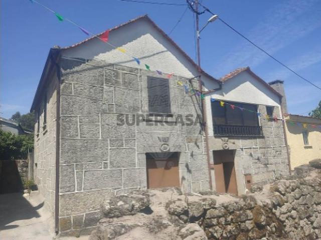 Moradia T2 em Bodiosa
