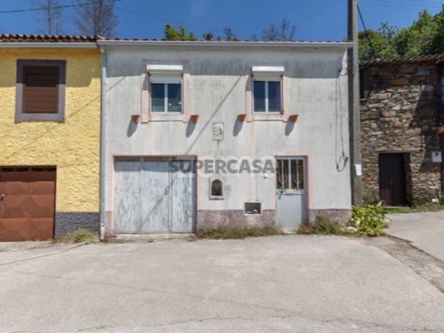 Moradia T2 em Cabanões, Lousã