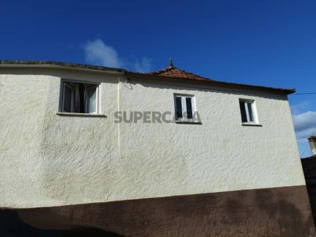 Moradia T2 em Campelo