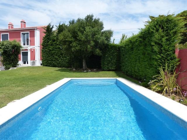 Moradia T2 em Condomínio com Piscina, Cascais Murches