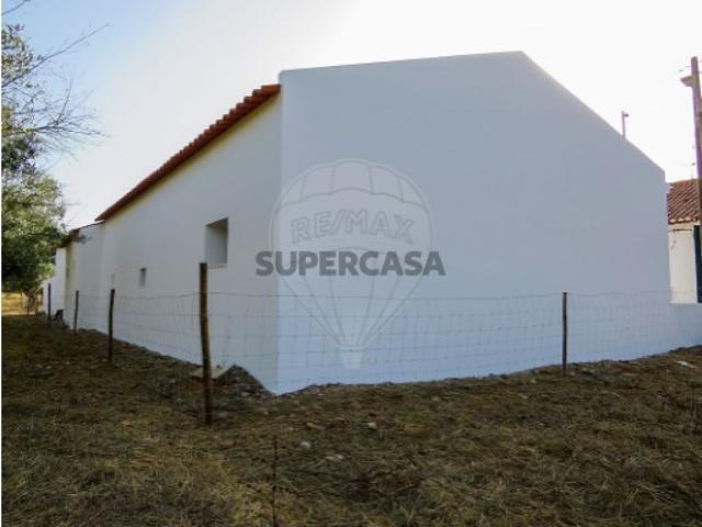 Moradia T2 em Estremoz Santa Maria e Santo André