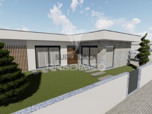Moradia T3 em Ferreiros, Prozelo e Besteiros