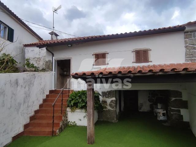 Moradia T2 em Pedra Renovada com Vista Panorâmica – Ponte de Lima