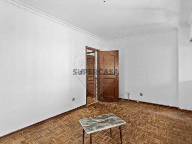 Moradia T2 em Porto Salvo