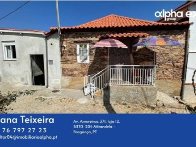 Moradia T2 em Suçães