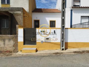 Moradia T2 em São Manços e São Vicente do Pigeiro