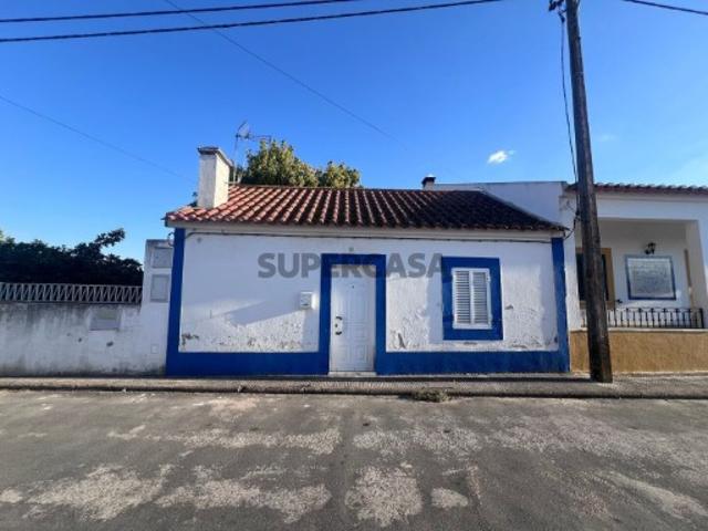 Moradia T2 em São Martinho