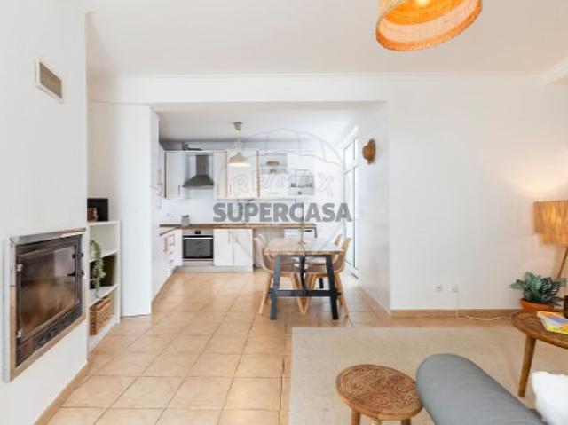 Moradia T2 em São Pedro da Cadeira
