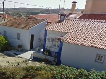 Moradia T2 em São Pedro da Cadeira