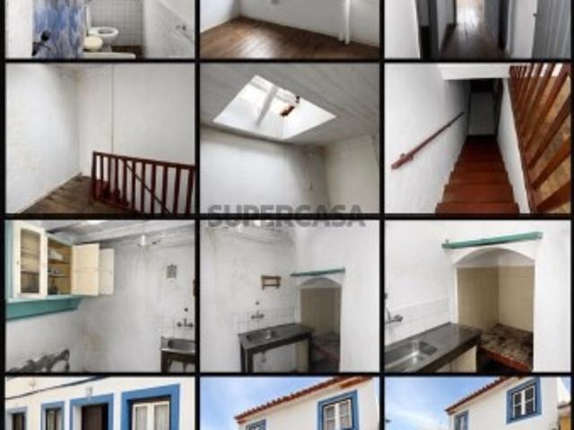 Moradia T2 em São Salvador e Santa Maria