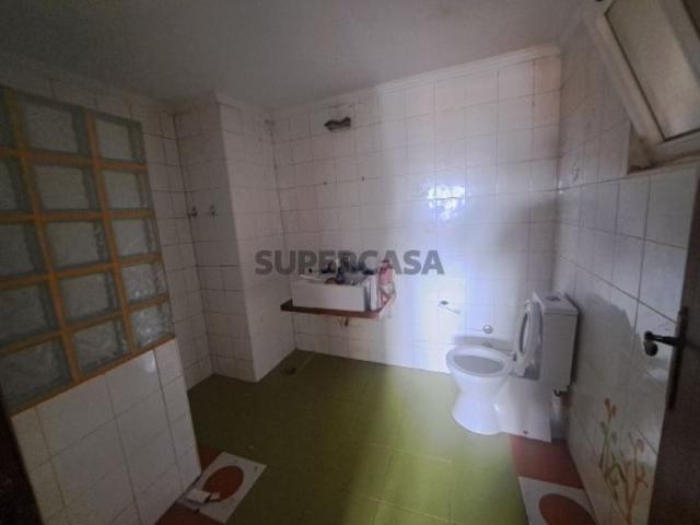 Moradia T2 em Santa Clara de Louredo