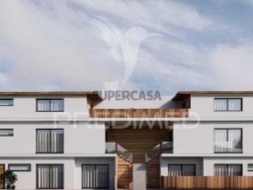 Moradia T2 em Santa Cruz