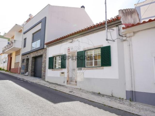 Moradia T2 em Santa Iria de Azoia, São João da Talha e Bobadela