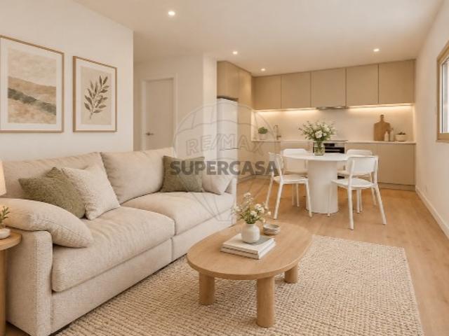 Moradia T2 em Santiago dos Velhos