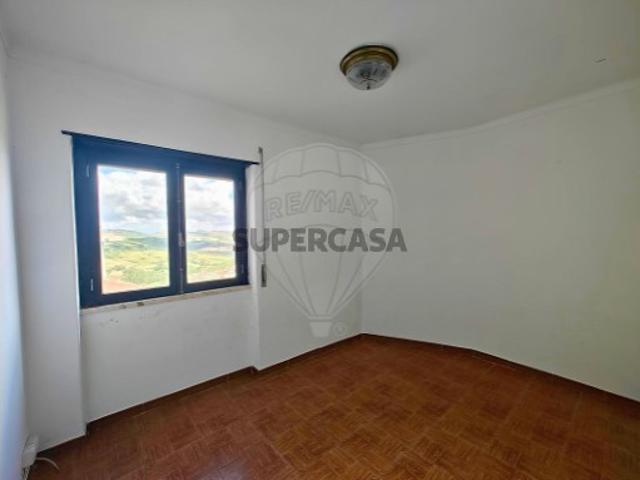 Moradia T2 em Sobral de Monte Agraço