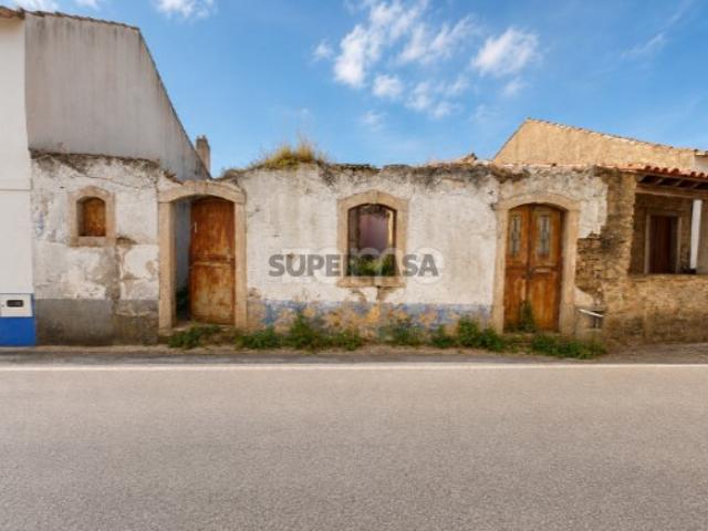 Moradia T2 em Tomar por 29.500€