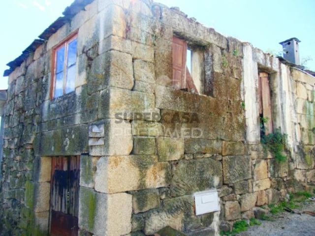 Moradia T2 em Torgueda