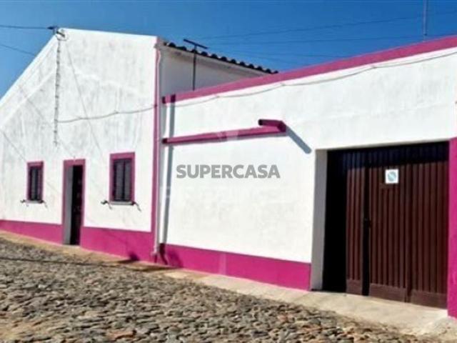 Moradia T2 em Torrão