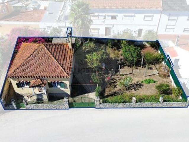 Moradia T2 em União Freguesias Santa Maria, São Pedro e Matacães