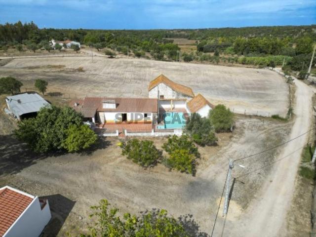 Moradia T2 em Vale de Açor