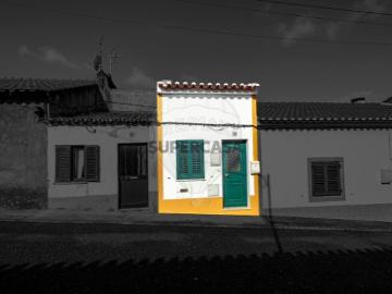 Moradia T2 em Viana do Alentejo