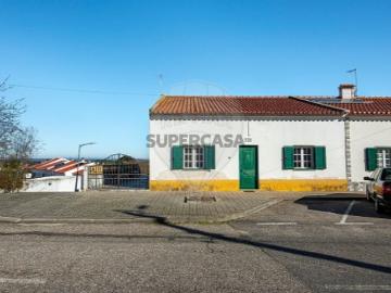 Moradia T2 em Viana do Alentejo
