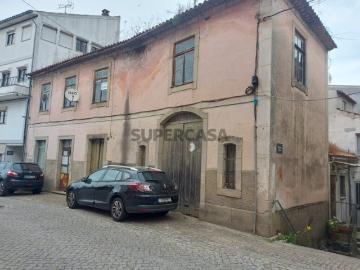 Moradia T2 em Vila Cova de Alva e Anseriz