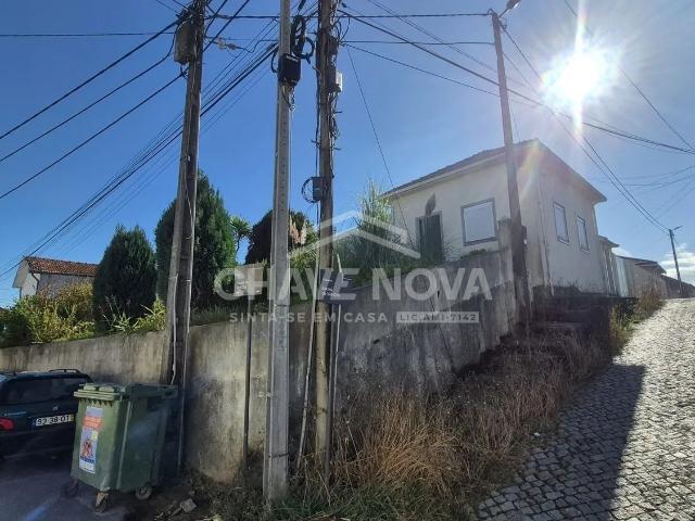 Moradia T2 em Vila Chã Valadares Excelente Oportunidade