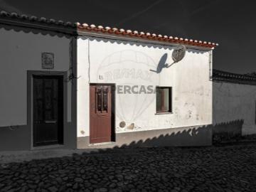 Moradia T2 em Vila Alva