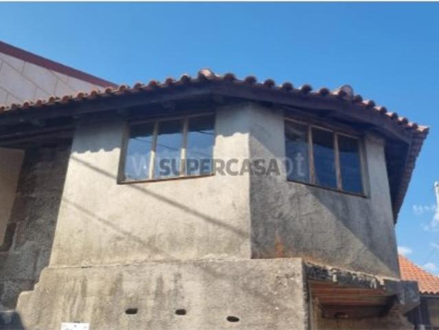 Moradia T2 em Vilar de Perdizes e Meixide