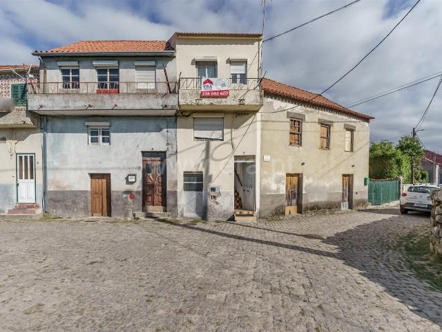 Moradia T2 / Gouveia, Paços da Serra