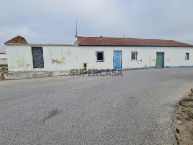 Moradia T2 com 500 m2 de terreno | Póvoa de Penafirme, Torres Vedras