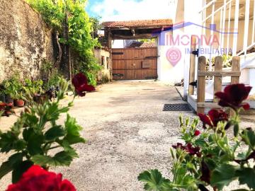 Moradia T2 pronta a habitar com terreno em Castanheira de Pera