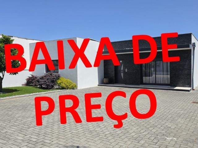 Moradia T2 r/c e anexos, Carreira Leiria 266m² Monte Redondo e Carreira