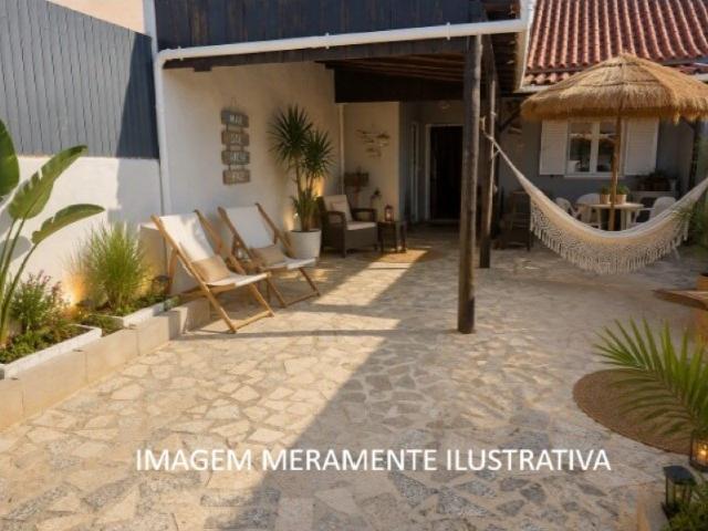 Moradia T2 Remodelada com Jardim em Secarias/Silveira A 5 min da praia de Santa Cruz