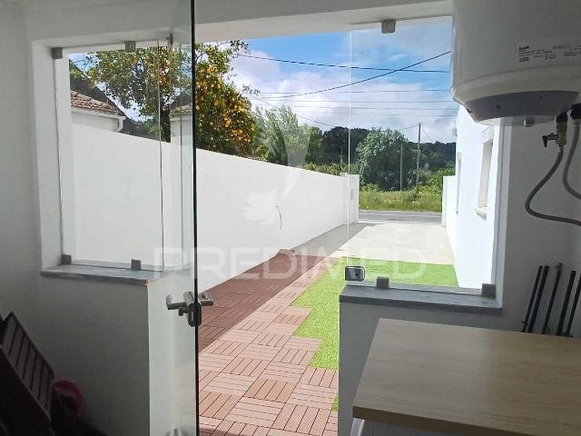 Moradia T2 remodelada em Santana da Carnota Alenquer