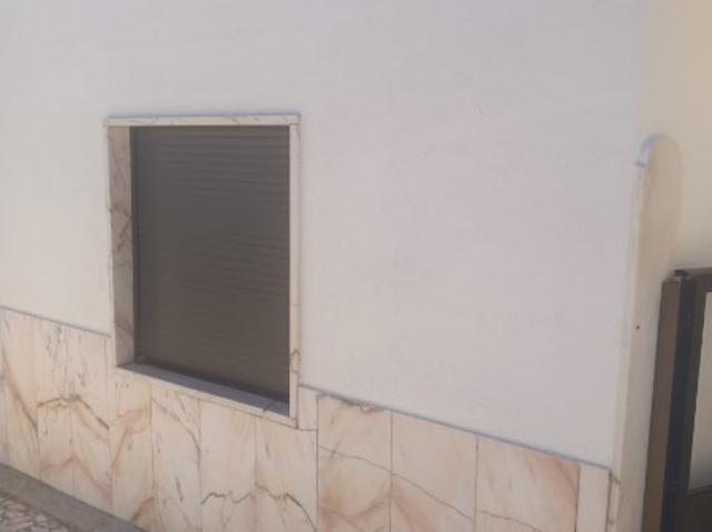 Moradia T2 remodelada no centro de Bencatel