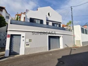 Moradia T2 + sótão Santa Maria Maior Baixa de Preço AGORA 560.000€
